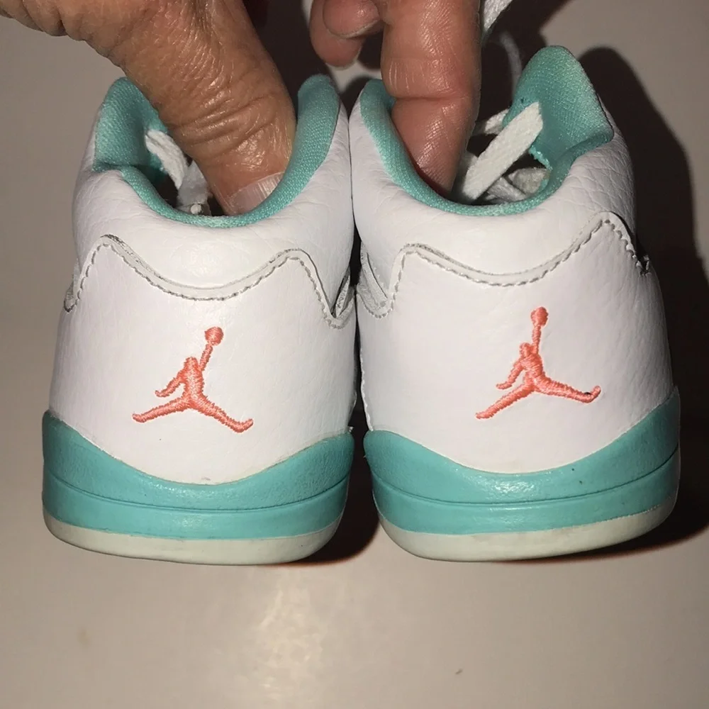 Girl’s Jordan V Retro Sneakers